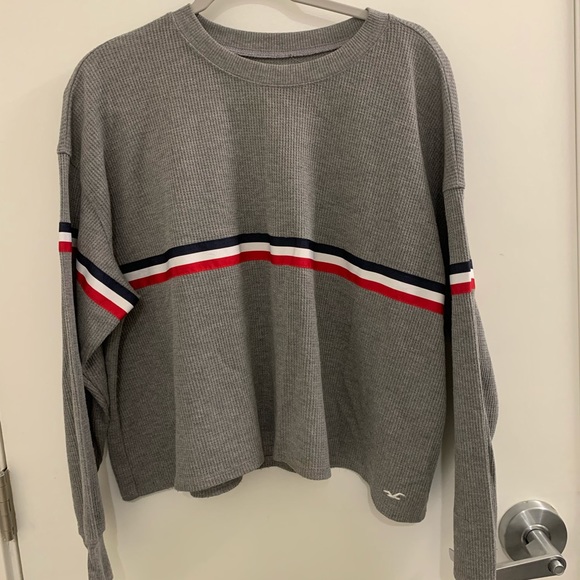 Hollister Boyfriend Tee/Sweater - Picture 1 of 4